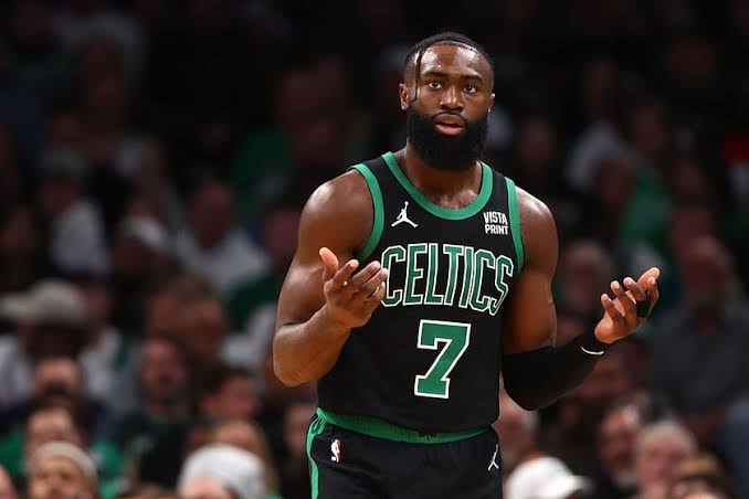 Jaylen Brown Lashes Out At The Referee Following His First NBA Ejection ...