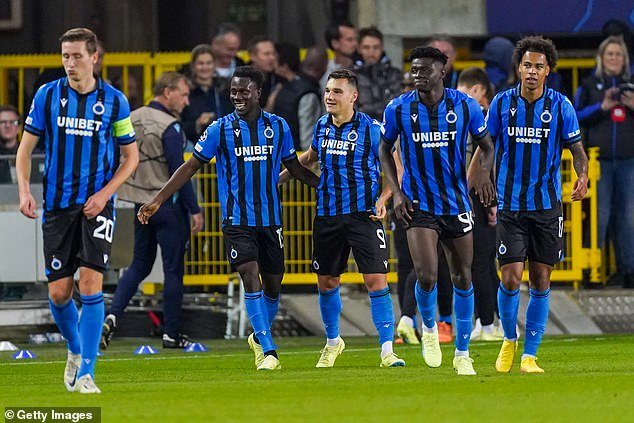 Club Brugge-basisploeg terug voor de voorbereiding op het nieuwe seizoen, maar vijf spelers willen vertrekken…